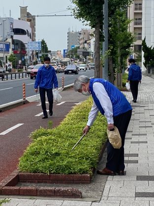 清掃活動の様子